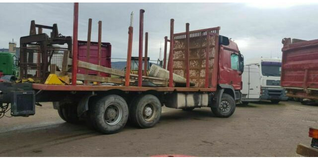 Iveco AD260T450PS 6x4 Blatt Blatt (E:5) - Камион за дърва, Камион с кран: снимка 2 Iveco AD260T450PS 6x4 Blatt Blatt (E:5) - Камион за дърва, Камион с кран: снимка 2
