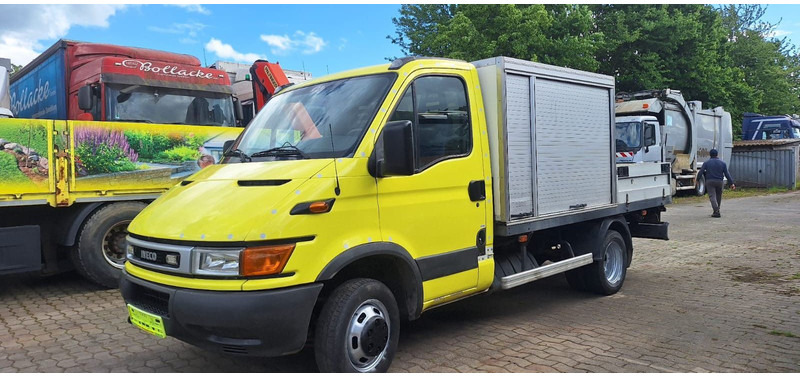 Iveco Daily Koffer - Лекотоварен автомобил фургон: снимка 1 Iveco Daily Koffer - Лекотоварен автомобил фургон: снимка 1