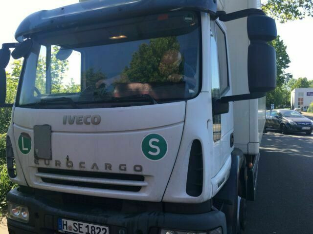 Iveco ML120 E22 Kühlkoffer LBW Deutsche Maschine - Рефрижератор камион: снимка 2 Iveco ML120 E22 Kühlkoffer LBW Deutsche Maschine - Рефрижератор камион: снимка 2