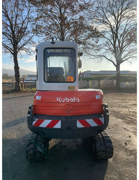 Мини багер Kubota KX121-3: снимка 7 Мини багер Kubota KX121-3: снимка 7