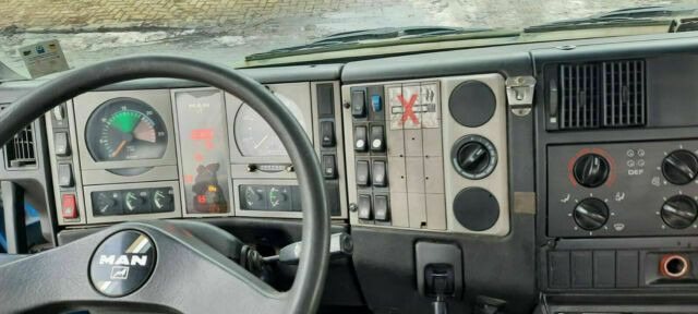 MAN 26.314K 6x2 Blatt/Luft Diff/Sperre - Мултилифт с кука камион: снимка 5 MAN 26.314K 6x2 Blatt/Luft Diff/Sperre - Мултилифт с кука камион: снимка 5