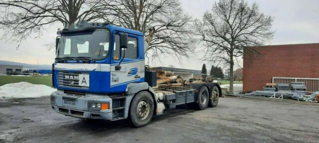 Мултилифт с кука камион MAN 26.314K 6x2 Blatt/Luft Diff/Sperre: снимка 1