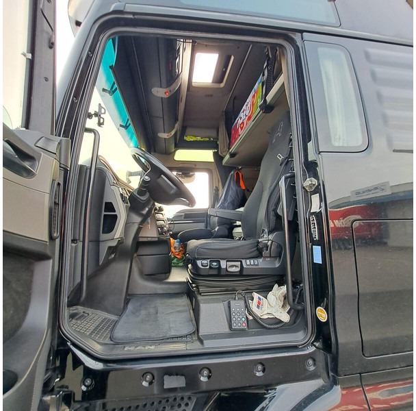 MAN 26.500 XXK BDF Vollausst. - Контейнеровоз/ Сменна каросерия камион: снимка 4 MAN 26.500 XXK BDF Vollausst. - Контейнеровоз/ Сменна каросерия камион: снимка 4