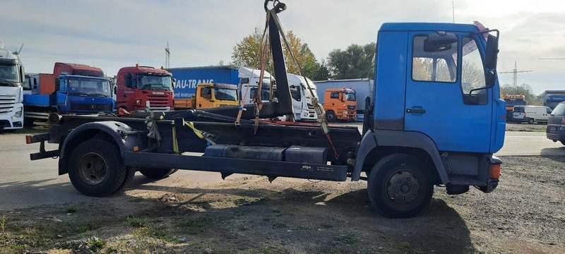 MAN L2000 Abrollkipper - Мултилифт с кука камион: снимка 3 MAN L2000 Abrollkipper - Мултилифт с кука камион: снимка 3