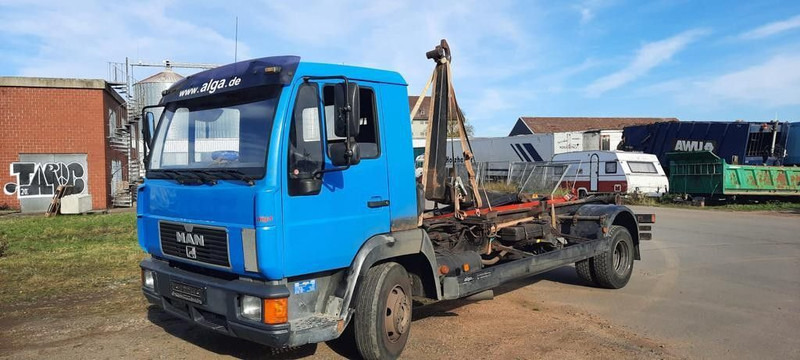 MAN L2000 Abrollkipper - Мултилифт с кука камион: снимка 1 MAN L2000 Abrollkipper - Мултилифт с кука камион: снимка 1