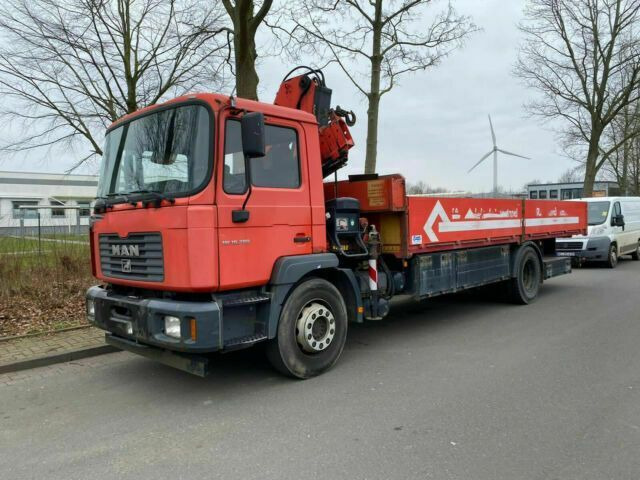 MAN ME18.284 mit Kran Not Aus Hiab 122B - Бордови камион, Камион с кран: снимка 1 MAN ME18.284 mit Kran Not Aus Hiab 122B - Бордови камион, Камион с кран: снимка 1