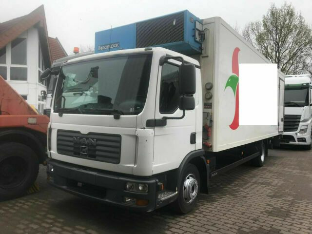 MAN TGL 12.240 LBW Trennwand Tür Klima - Рефрижератор камион: снимка 1 MAN TGL 12.240 LBW Trennwand Tür Klima - Рефрижератор камион: снимка 1