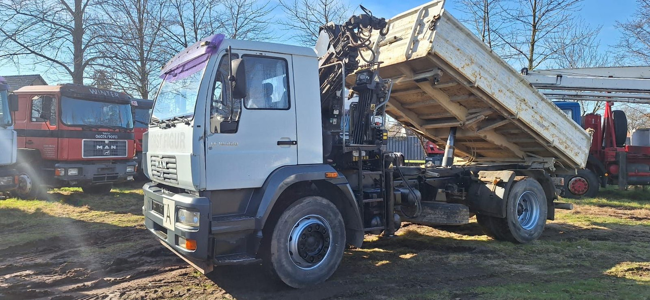 MAN TGM 18.220 4x2 3.S-Kipper mit Kran - Самосвал камион, Камион с кран: снимка 2 MAN TGM 18.220 4x2 3.S-Kipper mit Kran - Самосвал камион, Камион с кран: снимка 2