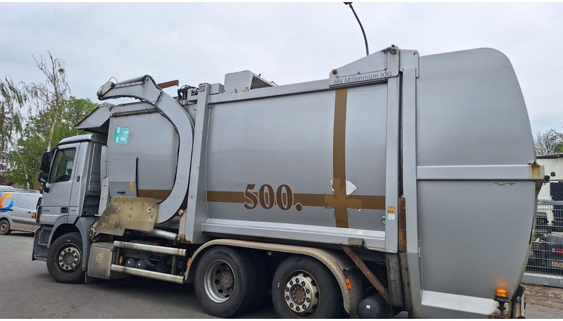 Mercedes-Benz 2532 Actros Überkopflader - Боклукчийска кола: снимка 4 Mercedes-Benz 2532 Actros Überkopflader - Боклукчийска кола: снимка 4