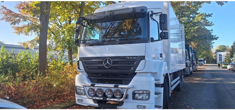 Mercedes-Benz 2540 Koffer mit LBW - Камион фургон: снимка 1 Mercedes-Benz 2540 Koffer mit LBW - Камион фургон: снимка 1