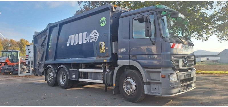 Mercedes-Benz 2632 Müllwgen 6x2 M.Haus E5 Blatt/Luft - Боклукчийска кола: снимка 2 Mercedes-Benz 2632 Müllwgen 6x2 M.Haus E5 Blatt/Luft - Боклукчийска кола: снимка 2