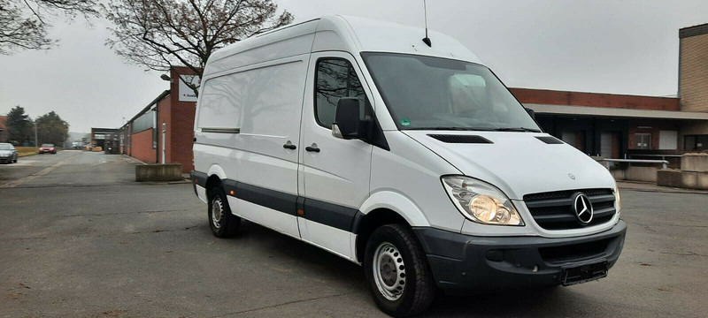 Mercedes-Benz 300-serie 313 Kstenwagen - Товарен бус: снимка 1 Mercedes-Benz 300-serie 313 Kstenwagen - Товарен бус: снимка 1