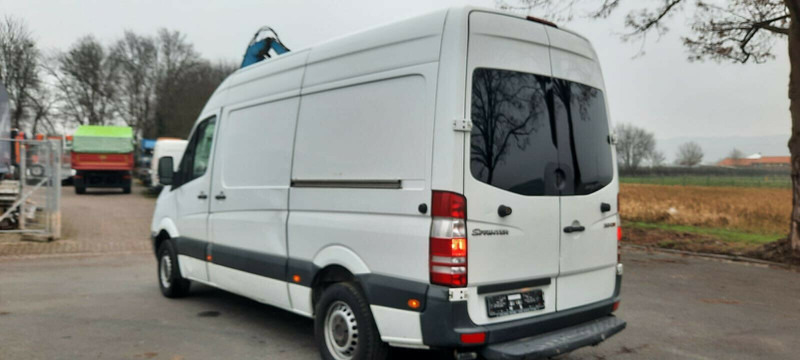 Mercedes-Benz 300-serie 313 Kstenwagen - Товарен бус: снимка 2 Mercedes-Benz 300-serie 313 Kstenwagen - Товарен бус: снимка 2