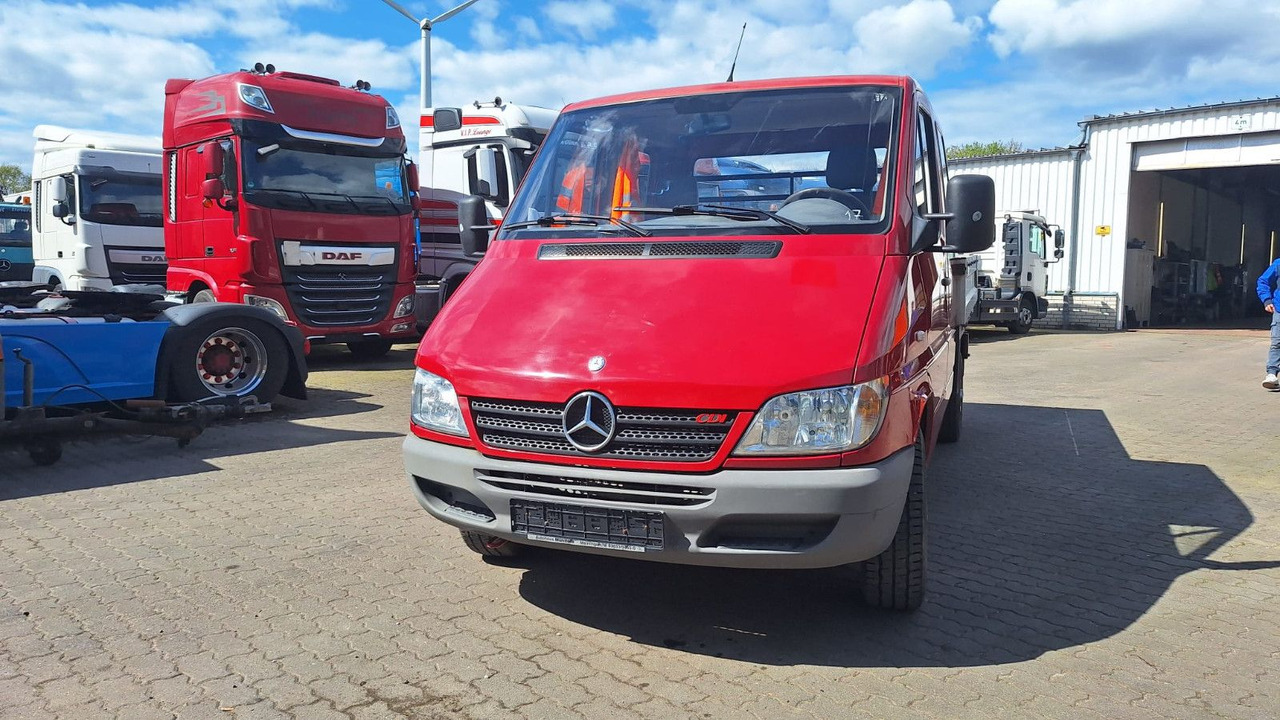 Mercedes-Benz 313 Pritsche Doppelkabine - Бордови бус, Бус с двойна кабина: снимка 3 Mercedes-Benz 313 Pritsche Doppelkabine - Бордови бус, Бус с двойна кабина: снимка 3