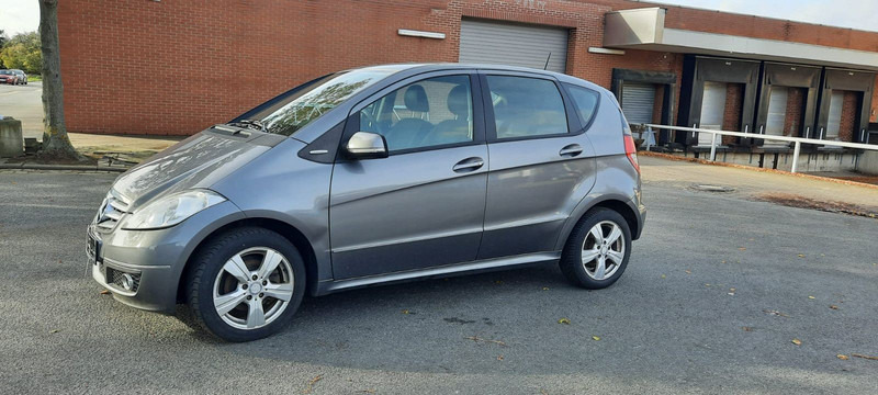 Mercedes-Benz A-Klasse 180 A 180 CDI AVANTGARDE - Лек автомобил: снимка 2 Mercedes-Benz A-Klasse 180 A 180 CDI AVANTGARDE - Лек автомобил: снимка 2