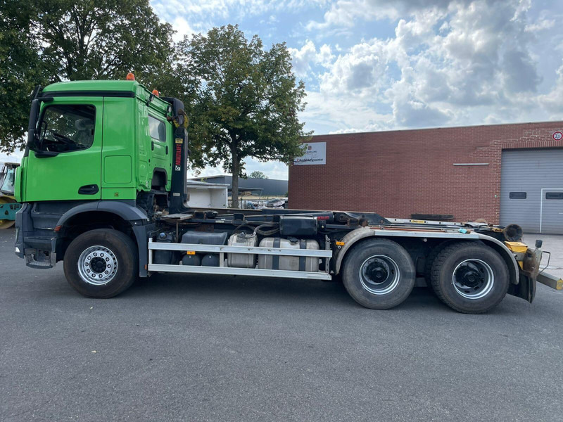Mercedes-Benz Arocs 2643 - Мултилифт с кука камион: снимка 5 Mercedes-Benz Arocs 2643 - Мултилифт с кука камион: снимка 5