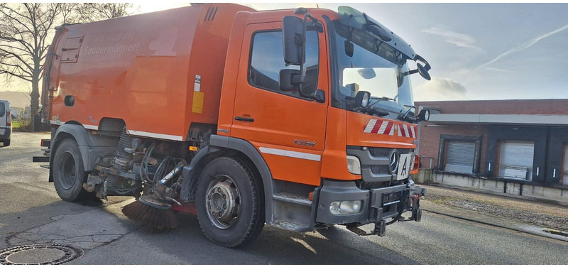 Mercedes-Benz Atego 1524 2 6-Zyl. 4x2 - Мотометачна машина: снимка 3 Mercedes-Benz Atego 1524 2 6-Zyl. 4x2 - Мотометачна машина: снимка 3