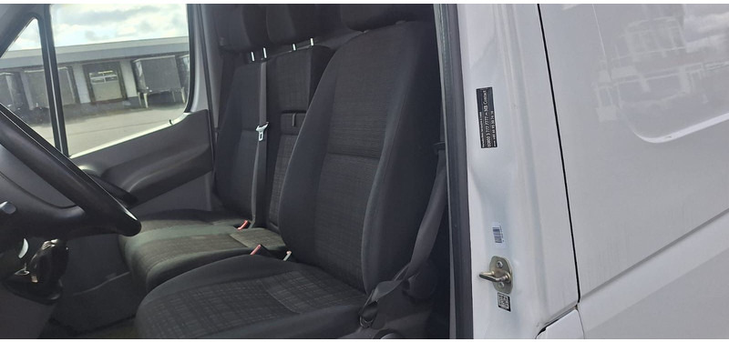Малък ван Mercedes-Benz Sprinter II Kasten 216CDI Lang/Hoch: снимка 6