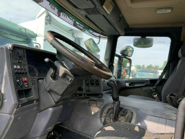 Scania P340PS 8x4 Blatt/Blatt 1-Hand - Бетоновоз: снимка 3 Scania P340PS 8x4 Blatt/Blatt 1-Hand - Бетоновоз: снимка 3