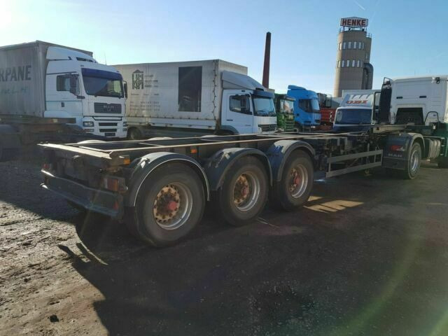 Schmitz Cargobull Containerchassi 3-Achser Luftgefedert ABS - Контейнеровоз/ Сменна каросерия полуремарке: снимка 1 Schmitz Cargobull Containerchassi 3-Achser Luftgefedert ABS - Контейнеровоз/ Сменна каросерия полуремарке: снимка 1