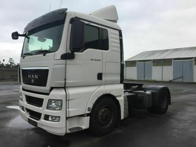 MAN TGX18.440H 4x4 SZM Kipphydraulik - Влекач: снимка 4 MAN TGX18.440H 4x4 SZM Kipphydraulik - Влекач: снимка 4