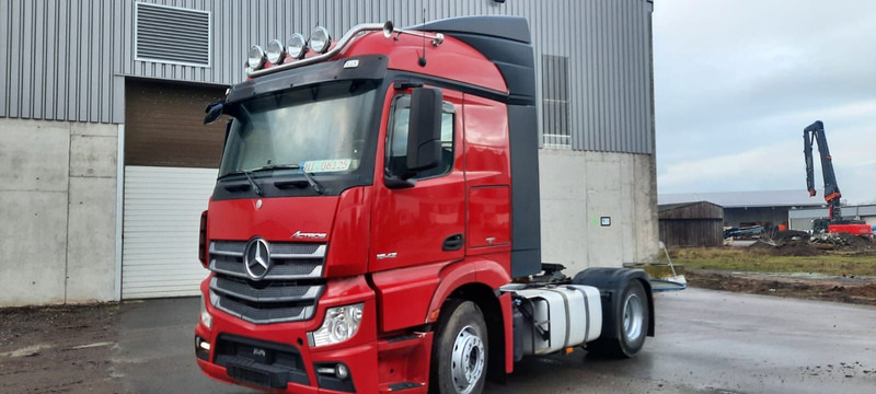 Mercedes-Benz 1842 Actros MP4 G.Haus/Hochdach Vollbaust - Влекач: снимка 2 Mercedes-Benz 1842 Actros MP4 G.Haus/Hochdach Vollbaust - Влекач: снимка 2