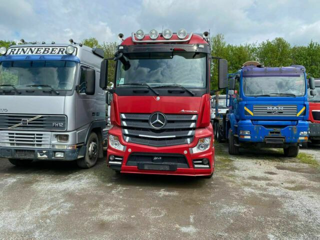 Mercedes-Benz 1842 Actros MP4 Kipperhydraulik - Влекач: снимка 2 Mercedes-Benz 1842 Actros MP4 Kipperhydraulik - Влекач: снимка 2