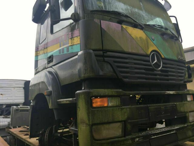 Mercedes-Benz 1843 Axor SZM Teileträger - Влекач: снимка 1 Mercedes-Benz 1843 Axor SZM Teileträger - Влекач: снимка 1