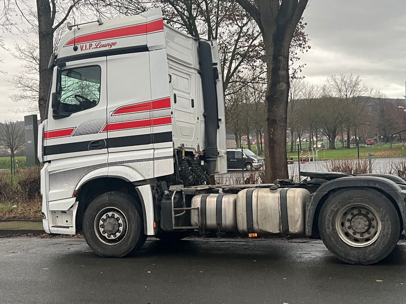 Mercedes-Benz 1845 Arocs 4x4 HD 1-Hand - Влекач: снимка 4 Mercedes-Benz 1845 Arocs 4x4 HD 1-Hand - Влекач: снимка 4