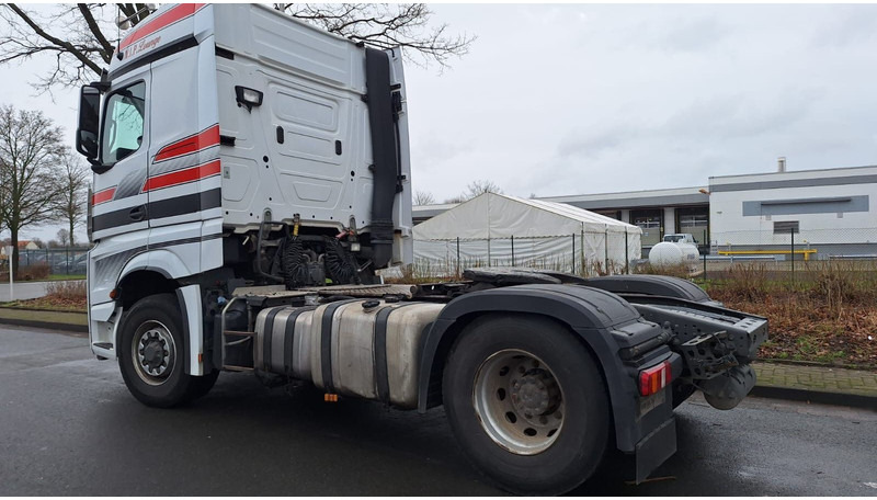 Mercedes-Benz 1845 Arocs 4x4 HD 1-Hand - Влекач: снимка 3 Mercedes-Benz 1845 Arocs 4x4 HD 1-Hand - Влекач: снимка 3