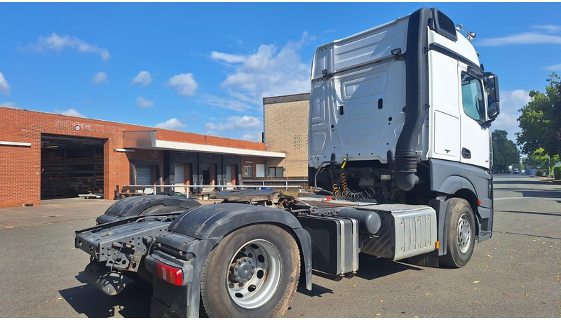 Mercedes-Benz 1851Actros 4 2-Achser SZM - Влекач: снимка 4 Mercedes-Benz 1851Actros 4 2-Achser SZM - Влекач: снимка 4