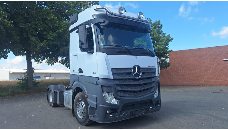 Mercedes-Benz 1851Actros 4 2-Achser SZM - Влекач: снимка 5 Mercedes-Benz 1851Actros 4 2-Achser SZM - Влекач: снимка 5