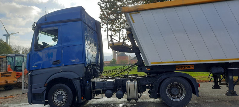 Mercedes-Benz Actros 1843LS 4x2 G.Haus/Hochdach Kipphyd./2-Kre - Влекач: снимка 5 Mercedes-Benz Actros 1843LS 4x2 G.Haus/Hochdach Kipphyd./2-Kre - Влекач: снимка 5