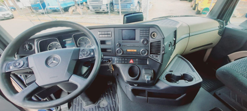 Влекач Mercedes-Benz Actros 1845 LS Vollspoiler: снимка 11 Влекач Mercedes-Benz Actros 1845 LS Vollspoiler: снимка 11