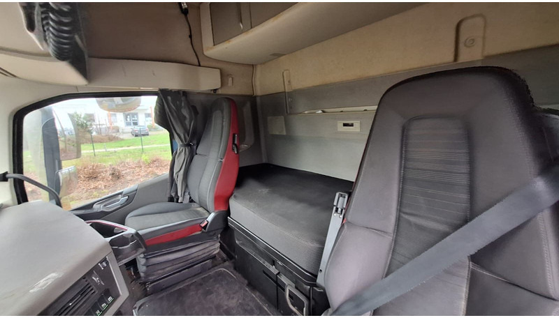 Влекач Volvo FH 460: снимка 7