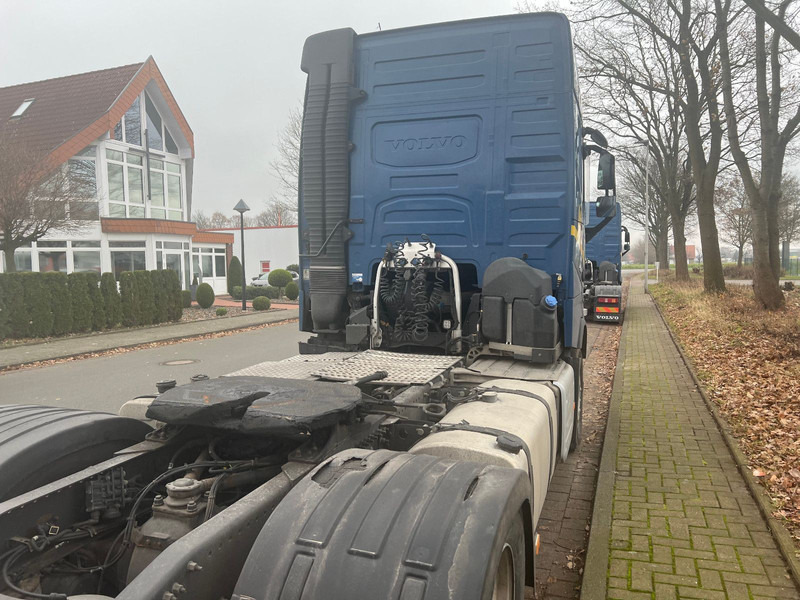 Volvo FH460 G.Haus/Hochdach 1-Hand Kipperhy - Влекач: снимка 4 Volvo FH460 G.Haus/Hochdach 1-Hand Kipperhy - Влекач: снимка 4