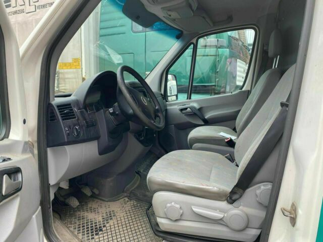 Volkswagen Crafter TDI Lang/Klima 3-Sitzer - Товарен бус: снимка 4 Volkswagen Crafter TDI Lang/Klima 3-Sitzer - Товарен бус: снимка 4