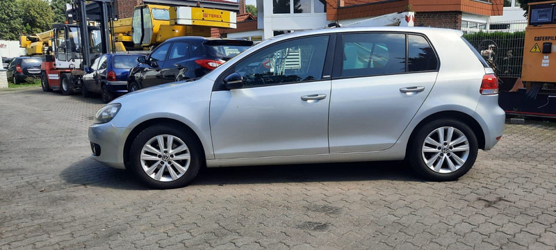 Volkswagen Golf - Хечбек: снимка 4 Volkswagen Golf - Хечбек: снимка 4