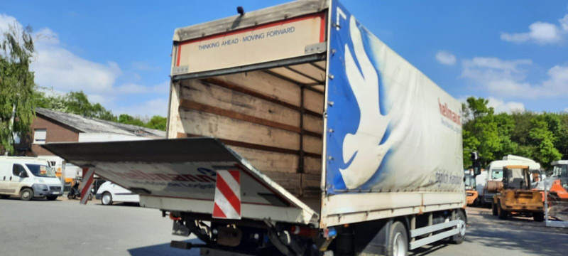 Volvo FL 6-250PS Plane Spriegel LBW Klima - Камион с брезент: снимка 4 Volvo FL 6-250PS Plane Spriegel LBW Klima - Камион с брезент: снимка 4