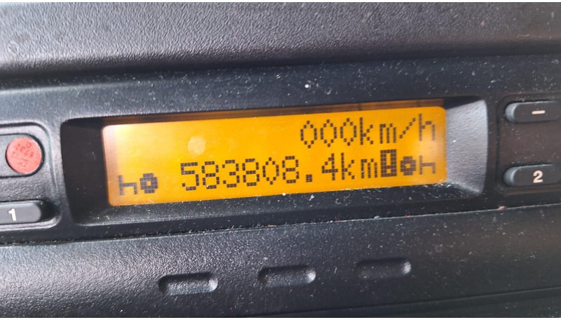 Volvo FM7 6x2 Koffer 3x vorhanden - Бордови камион: снимка 4 Volvo FM7 6x2 Koffer 3x vorhanden - Бордови камион: снимка 4