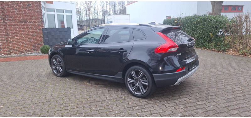 Volvo V40 Cross Country You! - Хечбек: снимка 5 Volvo V40 Cross Country You! - Хечбек: снимка 5