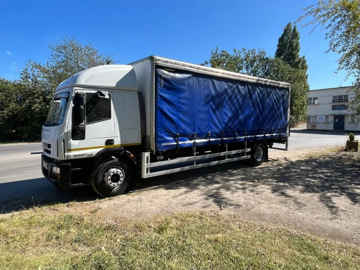 2013 Iveco Eurocargo Curtainsider - Камион с брезент: снимка 4 2013 Iveco Eurocargo Curtainsider - Камион с брезент: снимка 4