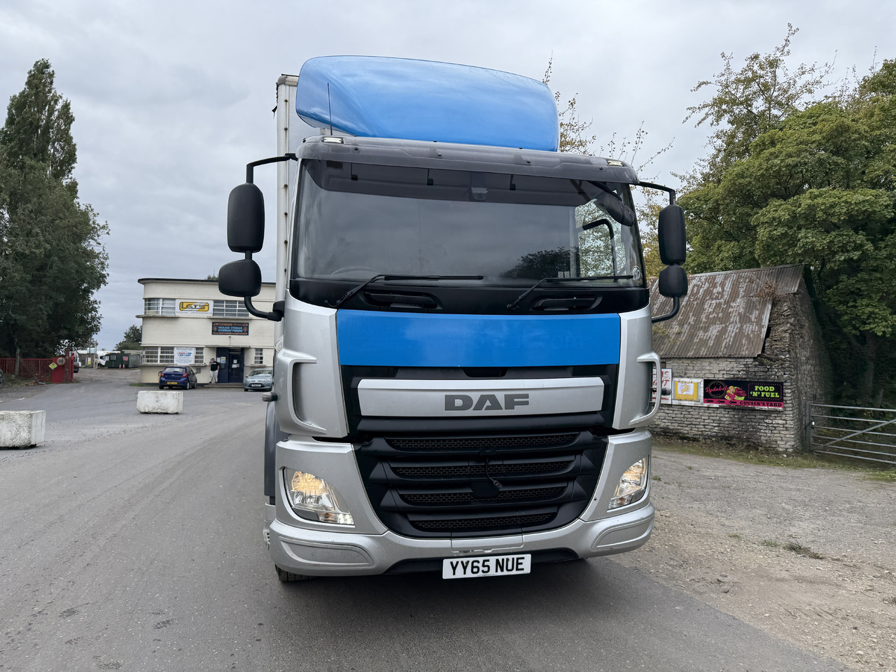 2015 DAF CF 330 Curtainside Truck - Камион с брезент: снимка 3 2015 DAF CF 330 Curtainside Truck - Камион с брезент: снимка 3
