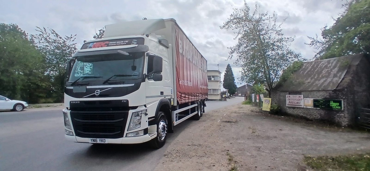 2016 Volvo FM 330 Curtainside Truck - Камион с брезент: снимка 4 2016 Volvo FM 330 Curtainside Truck - Камион с брезент: снимка 4