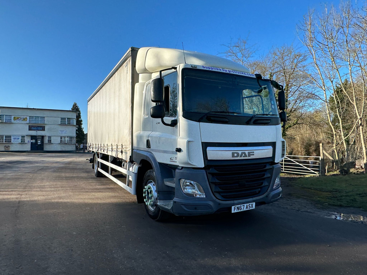 2017 DAF CF 230 Curtainsider Truck - Камион с брезент: снимка 2 2017 DAF CF 230 Curtainsider Truck - Камион с брезент: снимка 2