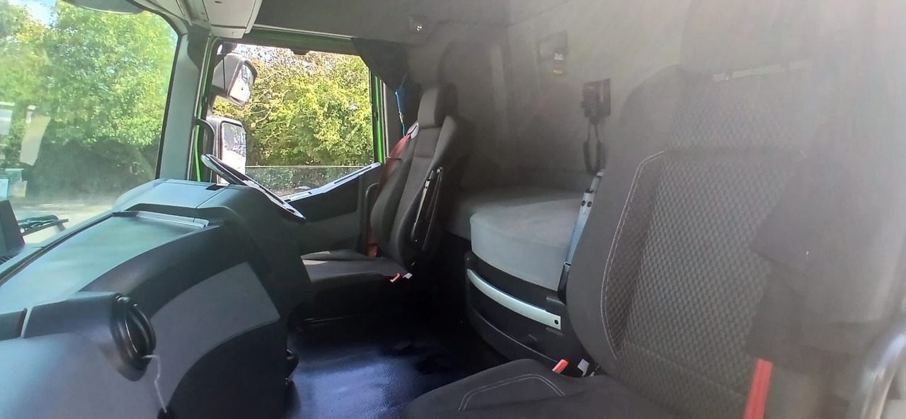 Влекач 2015 Renault T460 Tractor Unit: снимка 29