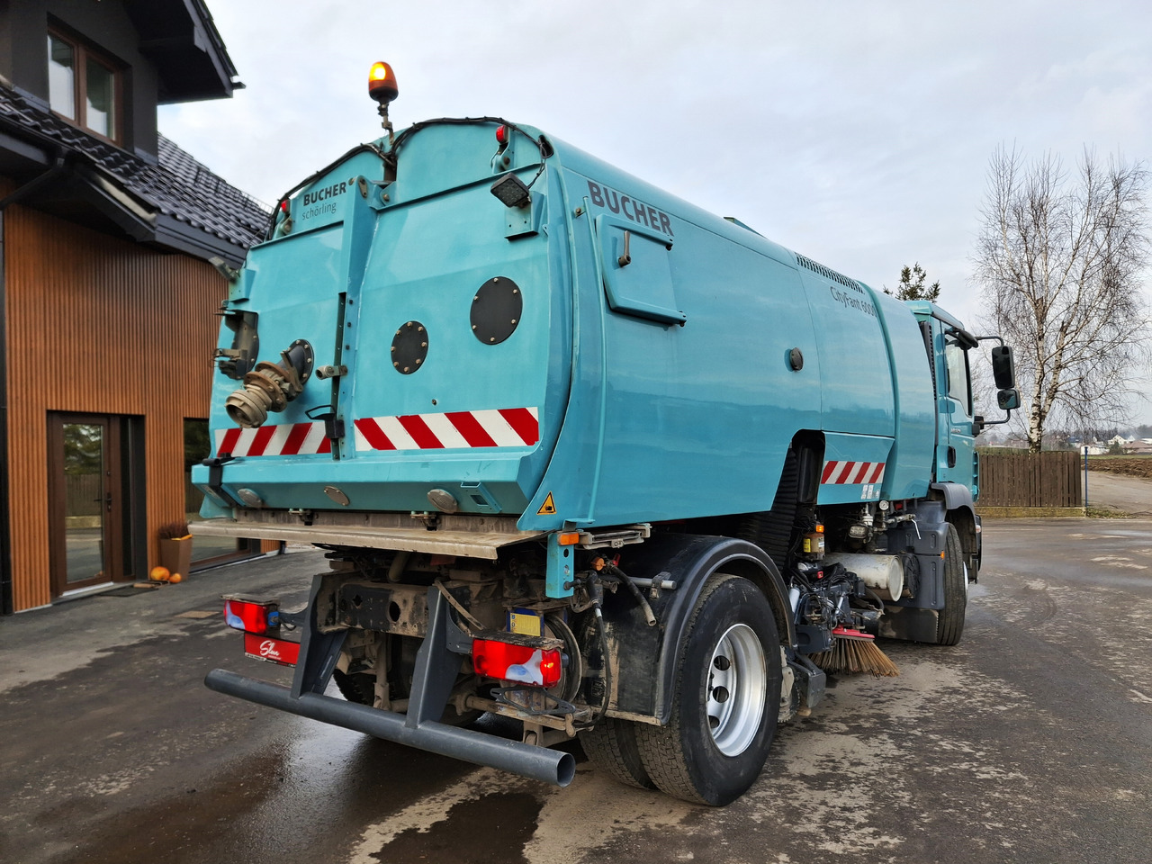 MAN 18.290 Zamiatarka Kehrmaschine BUCHER PM10 L/R Karcher - Мотометачна машина: снимка 4 MAN 18.290 Zamiatarka Kehrmaschine BUCHER PM10 L/R Karcher - Мотометачна машина: снимка 4