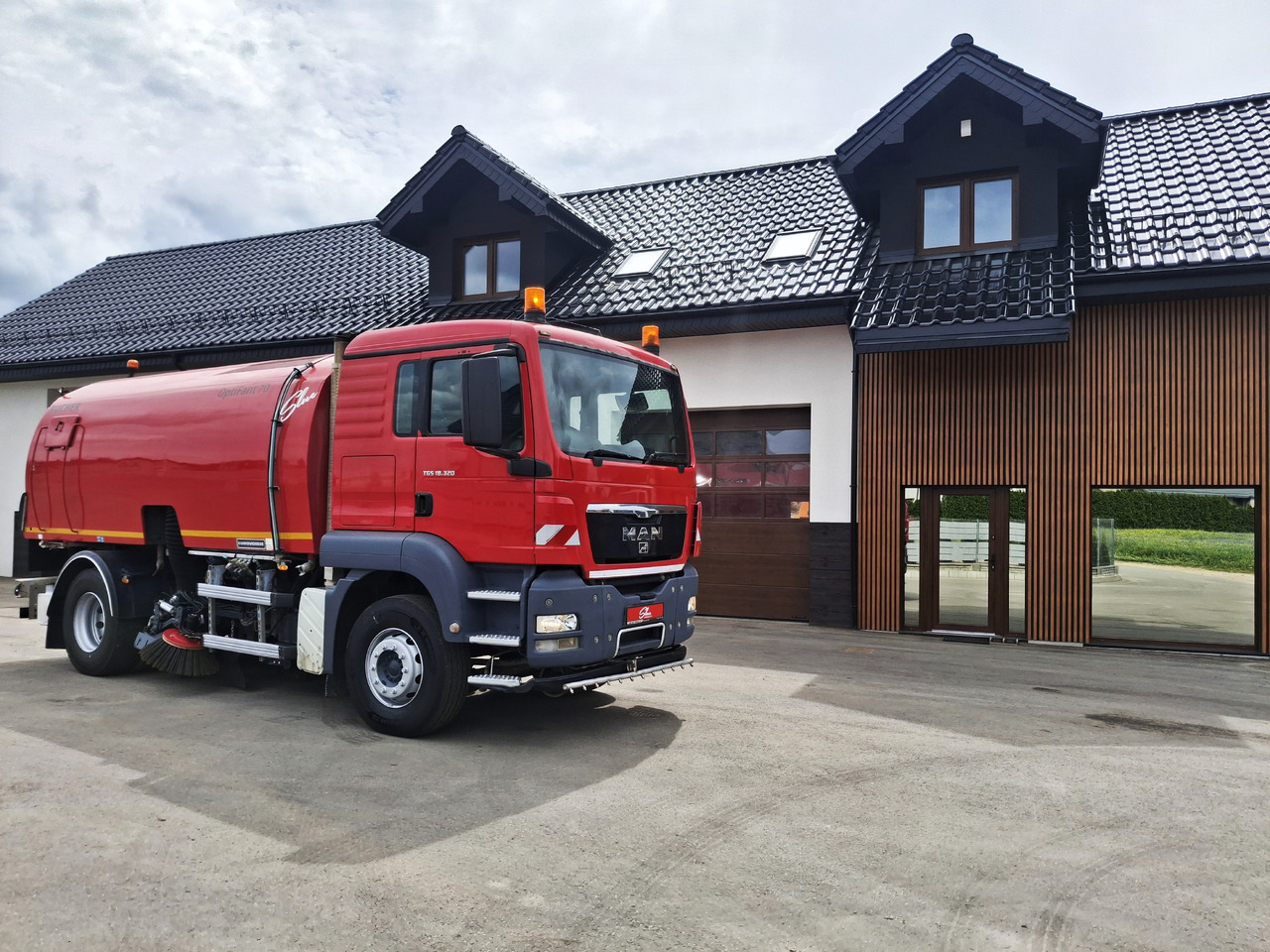 MAN TGS 18.320 Zamiatarka Kehrmaschine BUCHER 2 Motoren Karcher Szczotki L/R - Мотометачна машина: снимка 1 MAN TGS 18.320 Zamiatarka Kehrmaschine BUCHER 2 Motoren Karcher Szczotki L/R - Мотометачна машина: снимка 1