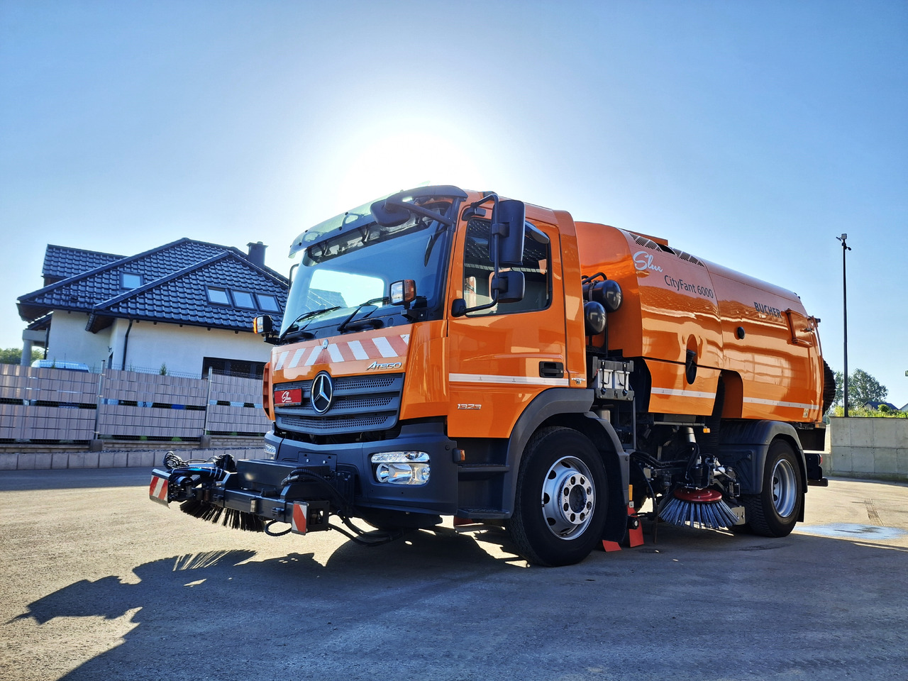 MERCEDES-BENZ Atego 1523 Zamiatarka Kehrmaschine BUCHER CityFant 6000 Euro 6 PM10 L/R Rura Do Liści - Мотометачна машина: снимка 2 MERCEDES-BENZ Atego 1523 Zamiatarka Kehrmaschine BUCHER CityFant 6000 Euro 6 PM10 L/R Rura Do Liści - Мотометачна машина: снимка 2