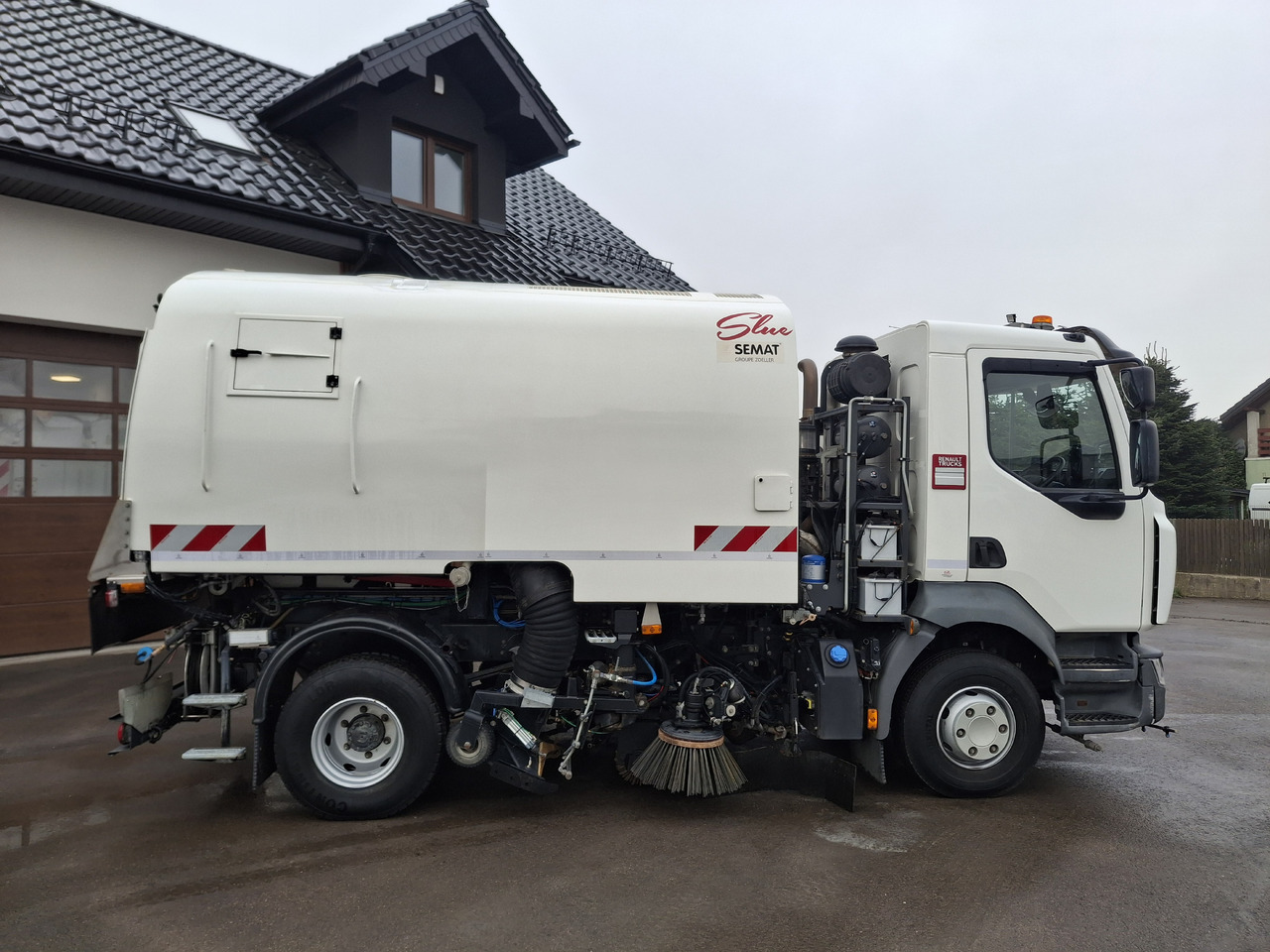 RENAULT D12 Zamiatarka Kehrmaschine SEMAT Zoeller Faun Karcher Euro 6 PM10 L/R 2017r - Мотометачна машина: снимка 5 RENAULT D12 Zamiatarka Kehrmaschine SEMAT Zoeller Faun Karcher Euro 6 PM10 L/R 2017r - Мотометачна машина: снимка 5